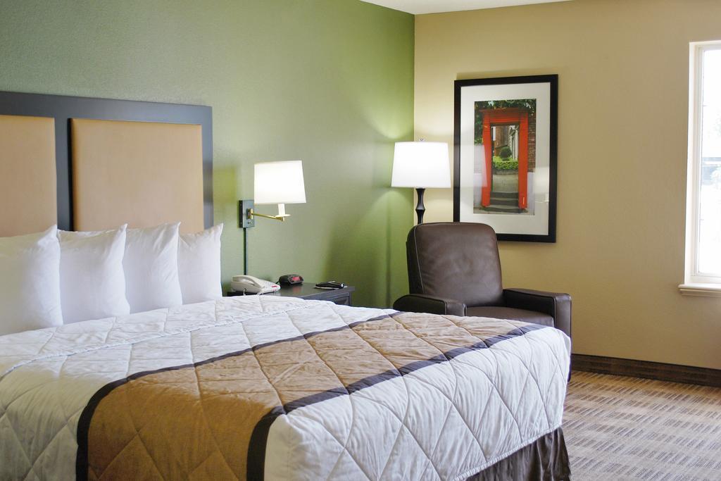Extended Stay America Select Suites - Chicago - Lombard - Oakbrook Окбрук Террас Экстерьер фото